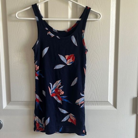 🌼3/$15🌼 a new day tank top - Picture 1 of 8